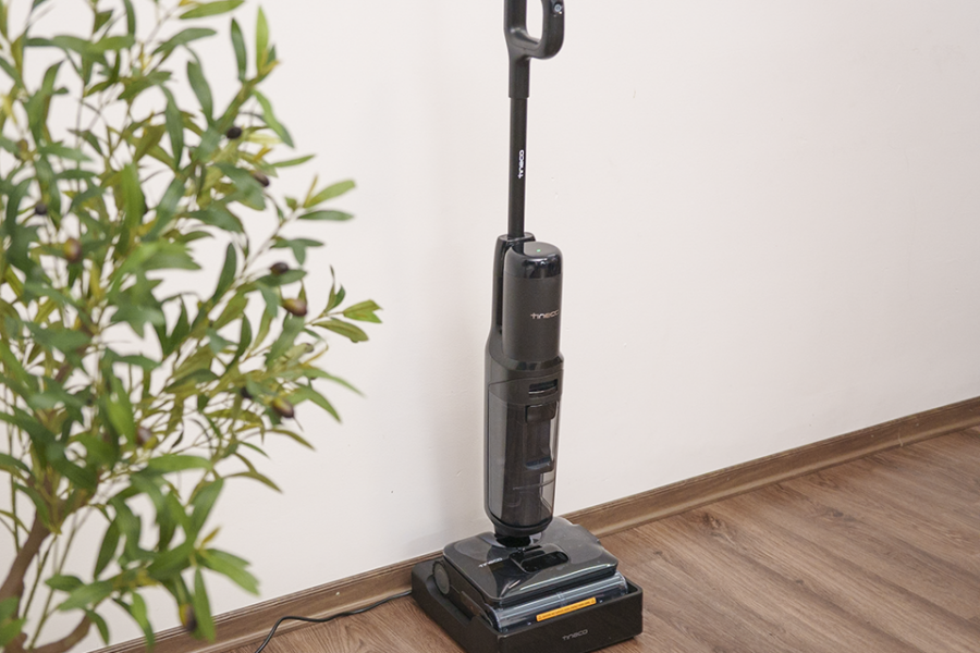 Giới Thiệu Máy Lau Sàn Tineco Floor One i7 Steam: Công Nghệ Tiên Tiến Trong Dọn Dẹp