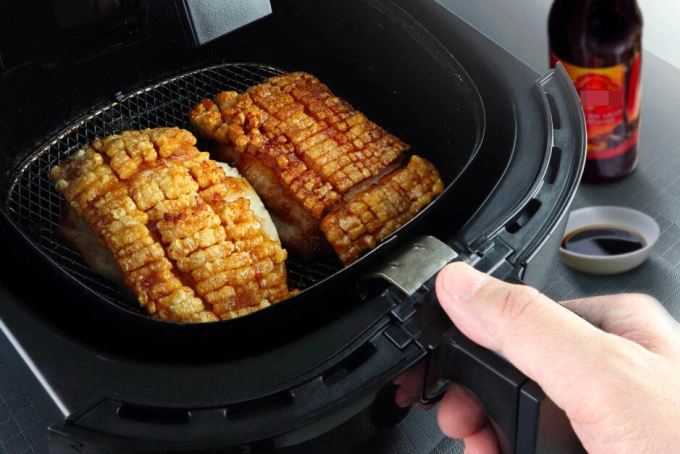 Nỗi Lo Lắng Về Nồi Chiên Không Dầu: Thực Hư Có Nguy Cơ Ung Thư Hay Không?