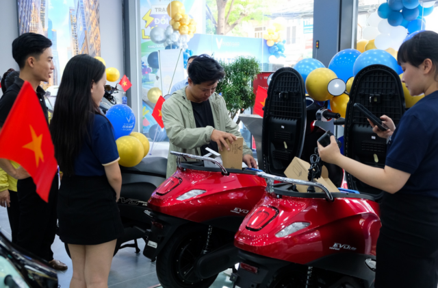 VinFast Ra Mắt Showroom EV-Zone: Đẳng Cấp Mới Trong Ngành Xe Điện