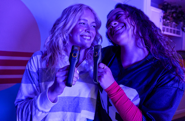 JBL EasySing Mic Mini: Micro không dây nhỏ gọn biến bài hát thành màn karaoke cá nhân